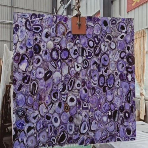 Lastre di agata con pietre preziose viola