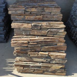 Pannello in ardesia arrugginita naturale