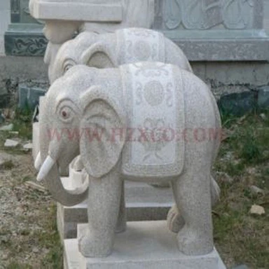 Scultura di elefante in granito rosa