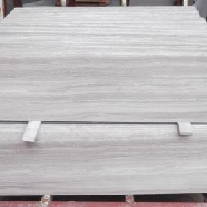 Piastrelle in marmo bianco in legno