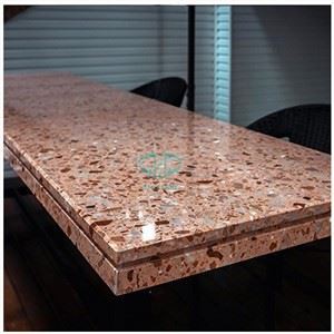 Tavolo con piano in terrazzo
